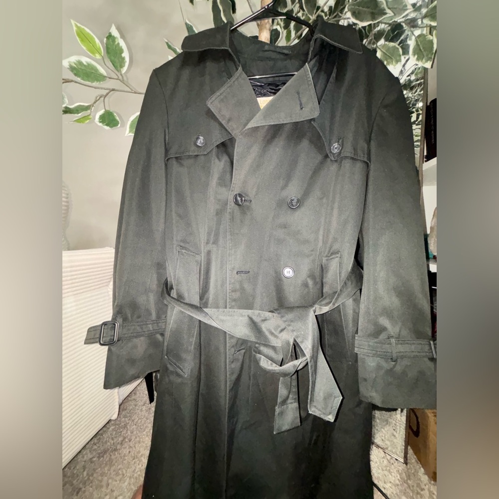 unisex London towne trenchcoat double lined size 38 regular